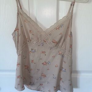 Floral Lace Trim Tank Too with back Button Closure